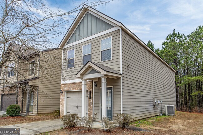 Building Photo - 4497 Ravenwood Dr