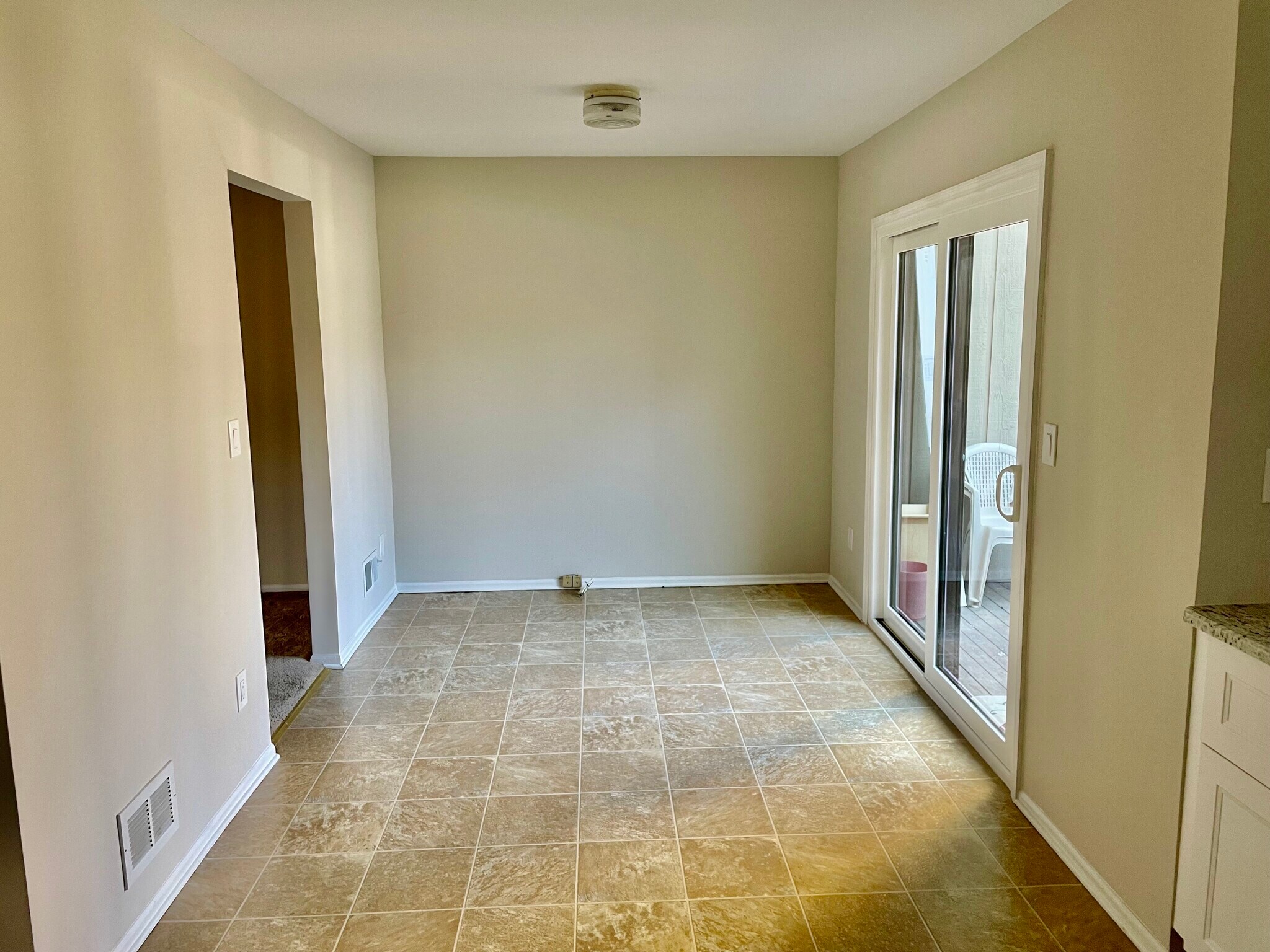 Building Photo - 38 Park St