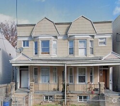 Building Photo - 326 Forrest St