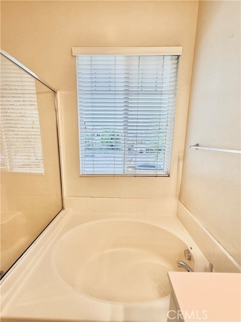 Building Photo - 7161 East Ave