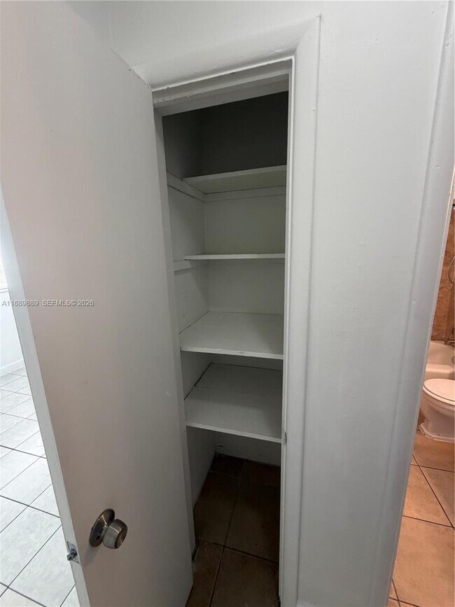 Building Photo - 2215 Adams St