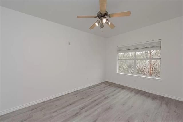 Building Photo - 3102 Kings Rd