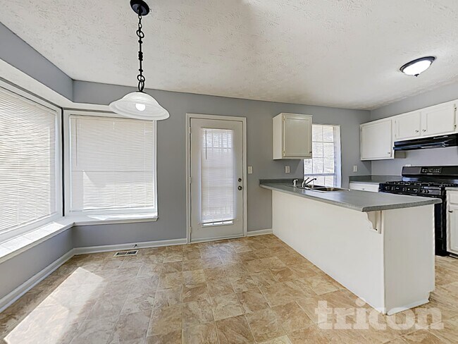 Building Photo - 2637 Cimmaron Trail