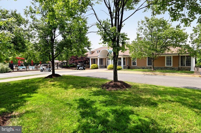 Building Photo - 43780 Ballybunion Terrace