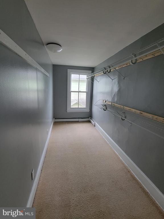 Building Photo - 305 Brower Ave