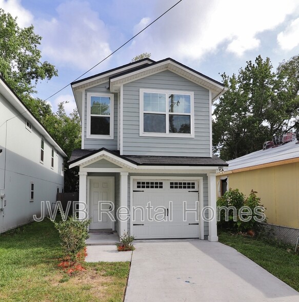 Building Photo - 8953 Cocoa Ave