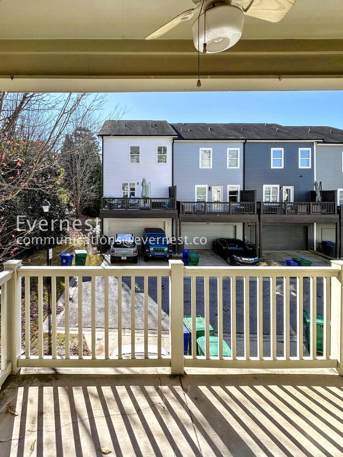 Building Photo - 1428 Olden Ln