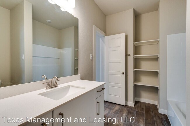 Building Photo - 2 br, 2 bath House - 631 Harvest Moon Drive