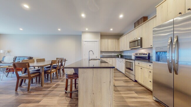 Building Photo - 1109 Olympia Way