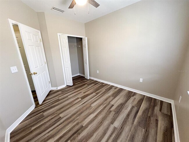 Building Photo - 6019 Portsdale Pl