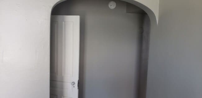 Building Photo - 103-832 S Washington St