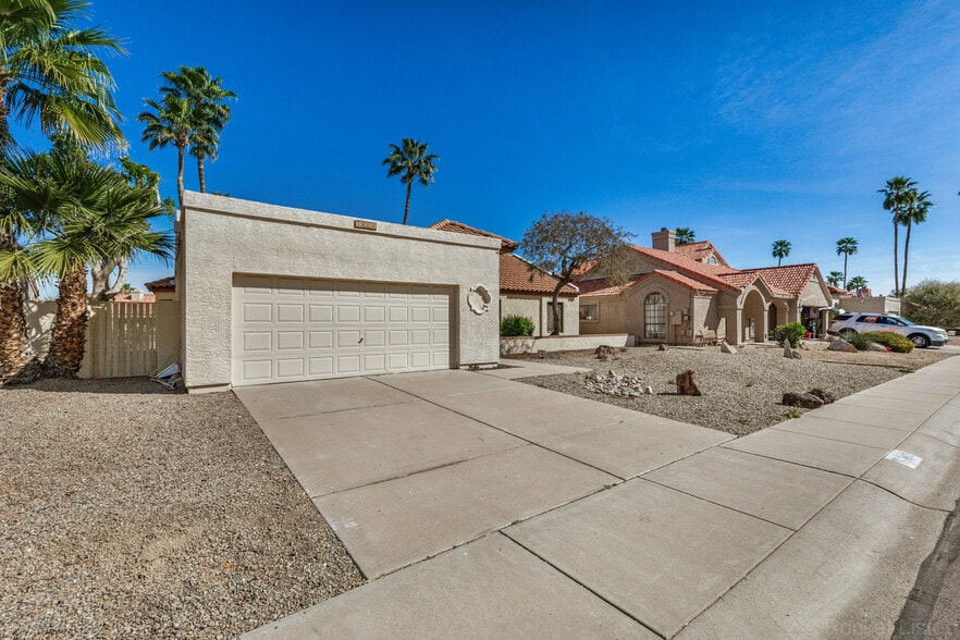 Building Photo - 7608 W McRae Way