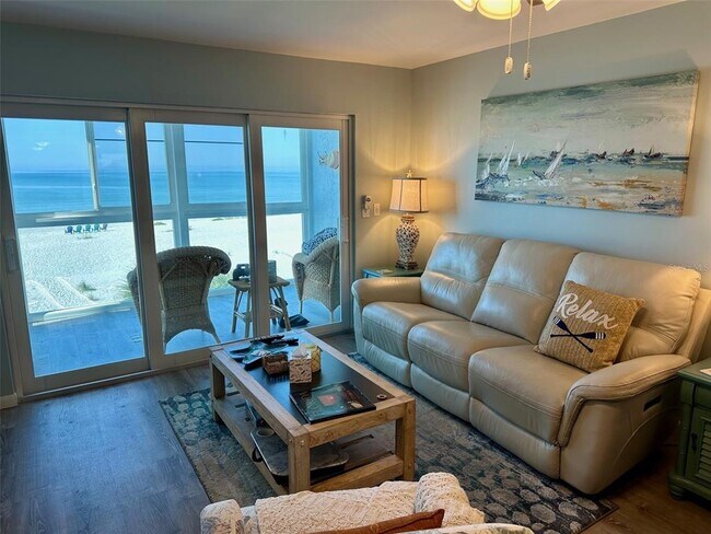 Building Photo - 950 Tarpon Center Dr