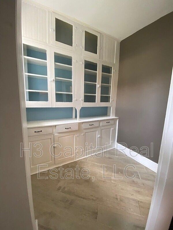 Building Photo - 3311 W Main St