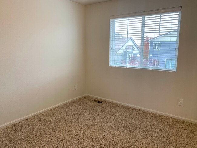 Building Photo - 3807 Cedarwood Ln