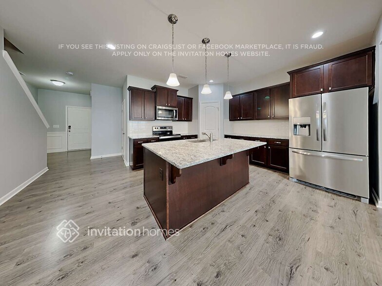 Building Photo - 3403 Vickrey Meadow Dr