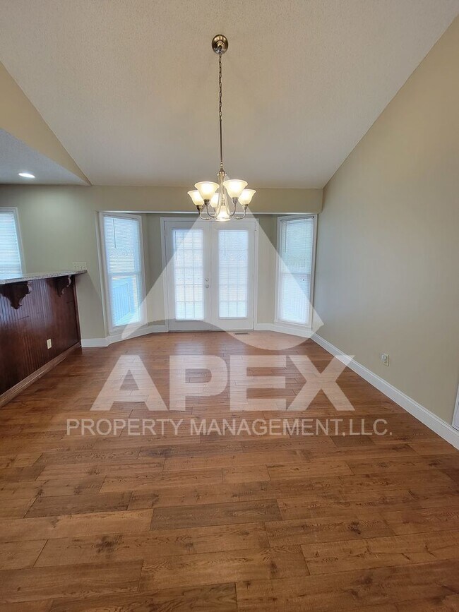 Building Photo - Beautiful 3Bd – 2Ba Single Family home on culdesac w/2 Car Garage in Powell off Emory Road!