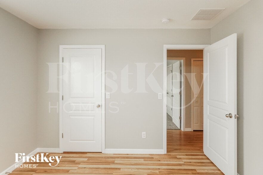 Building Photo - 3963 Blossom Dew Dr