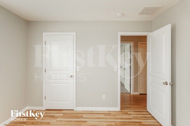 Building Photo - 3963 Blossom Dew Dr
