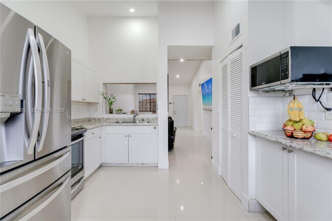 Building Photo - 13060 SW 64th Terrace