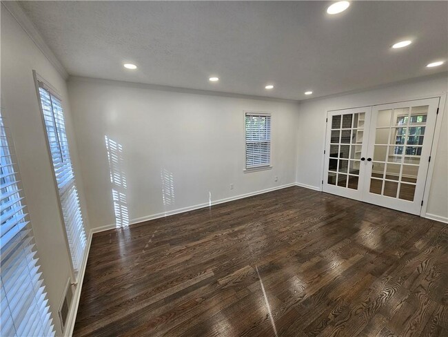 Building Photo - 4536 Mountain Creek Dr