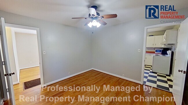 Building Photo - All Brick Ranch Style Home on Large Corner Lot