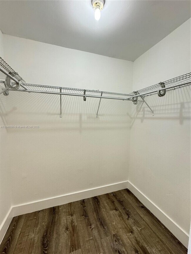 Building Photo - 16215 Saddle Club Rd