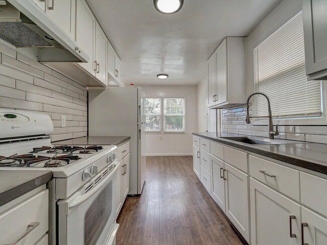 Building Photo - Now Available for Immediate Move-In