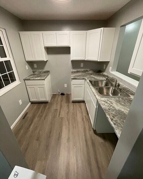 Building Photo - 1662 Blackhorse Ln