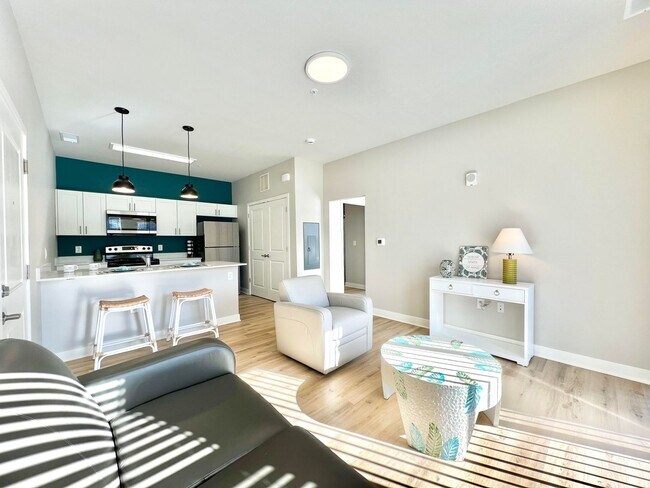 Interior Photo - Water's Edge Apartments