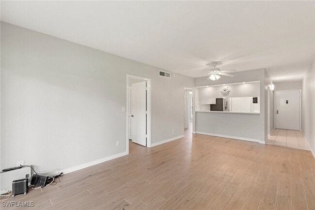 Building Photo - 27 Greenbrier St