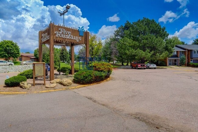 Building Photo - 1625 N Murray Blvd