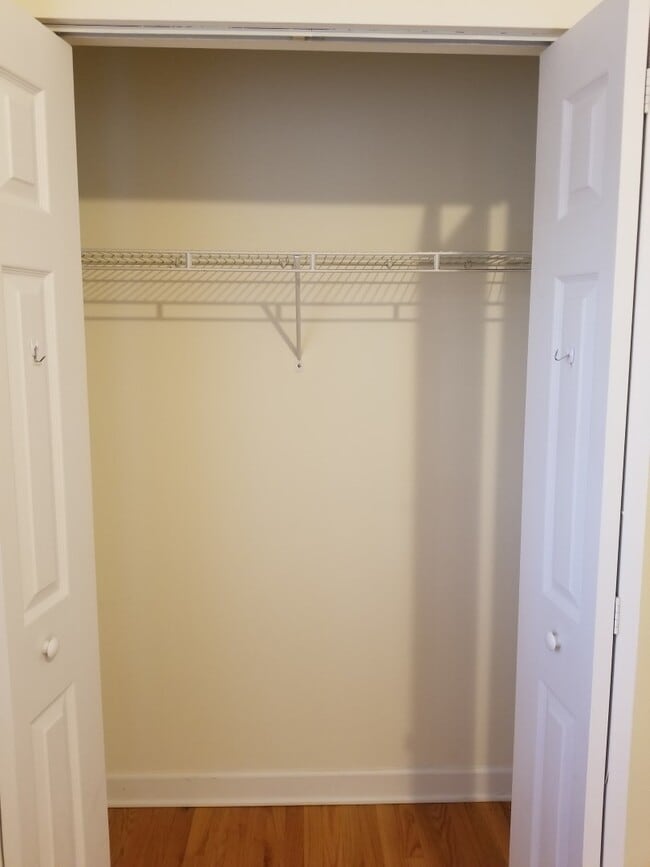 Building Photo - 6345 N Washtenaw Ave