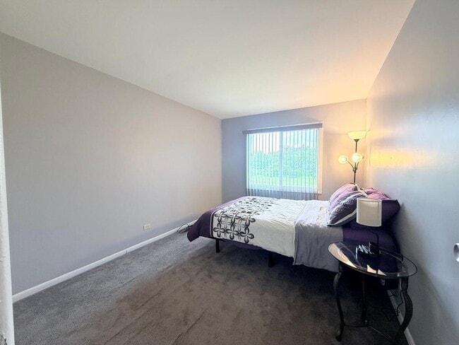 Building Photo - 3108 Roberts Dr
