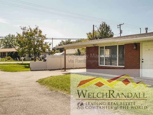 Building Photo - 868 W 4400 S