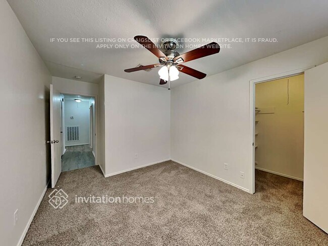 Building Photo - 4034 Broken Elm Dr