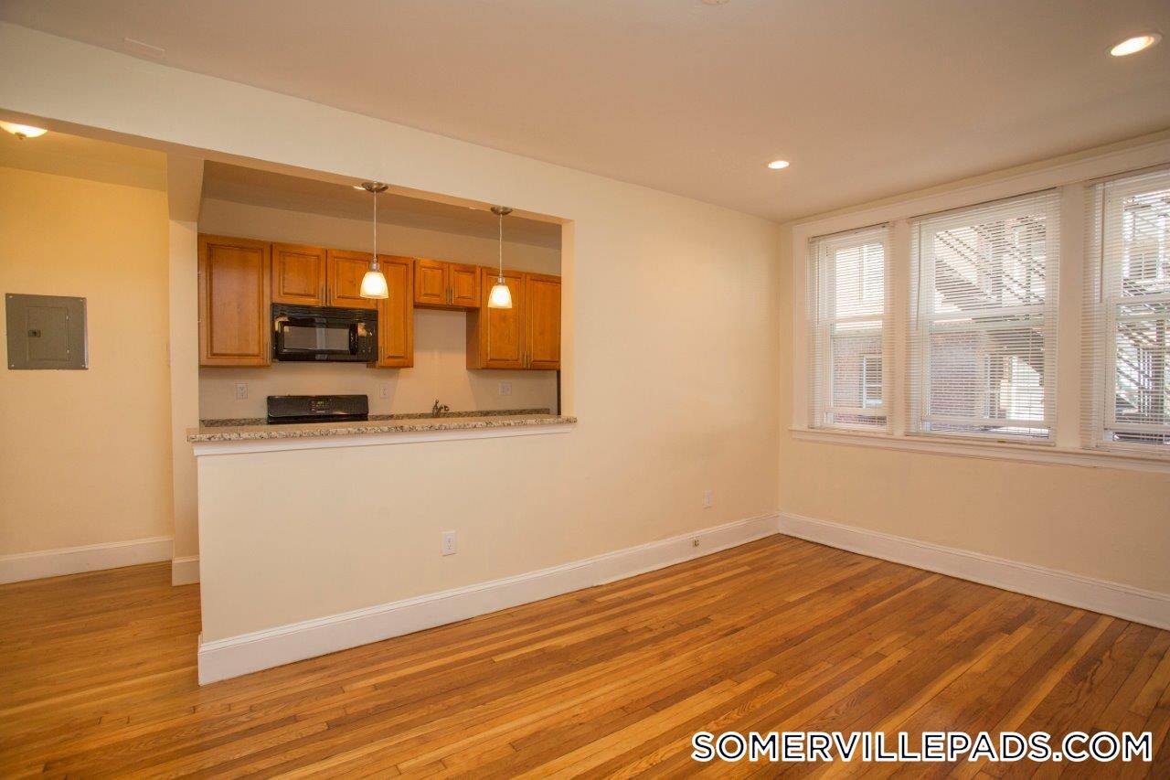 Building Photo - 138 Highland Ave