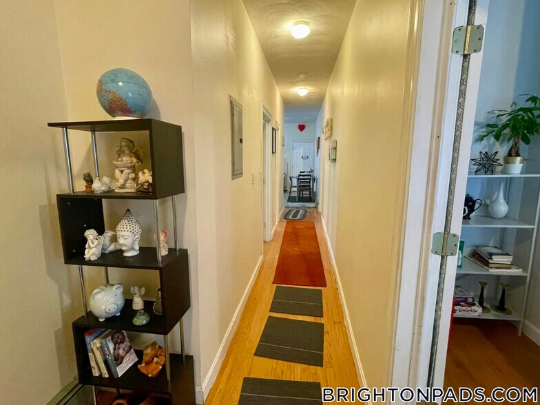 Building Photo - 40 Litchfield St