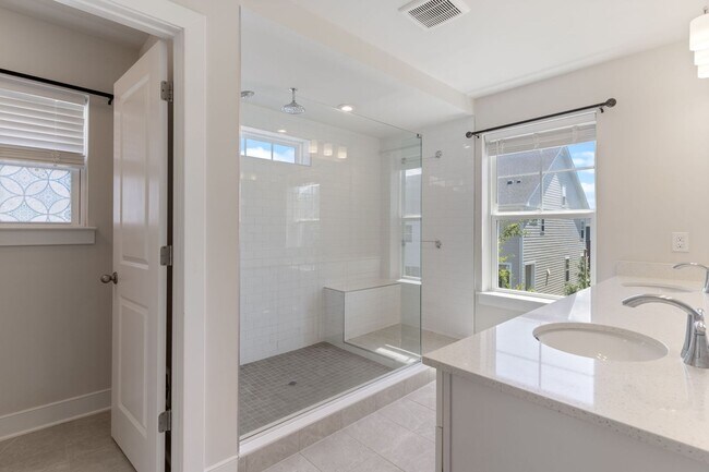Building Photo - 17713 Longspur Cove Ln