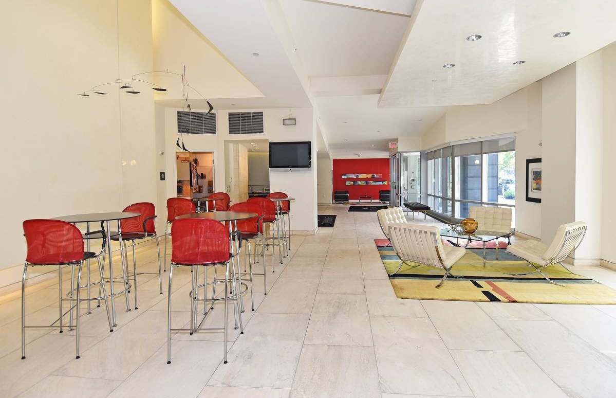 Lobby - 4101 Albemarle St NW #346