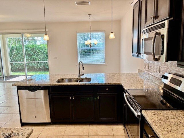Building Photo - 10830 Alvara Way