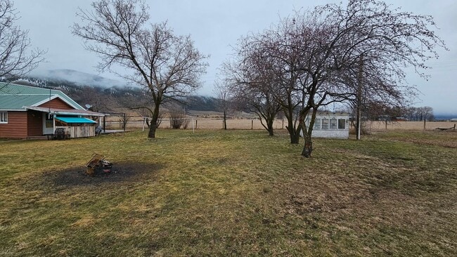 Building Photo - Farm House in Arlee