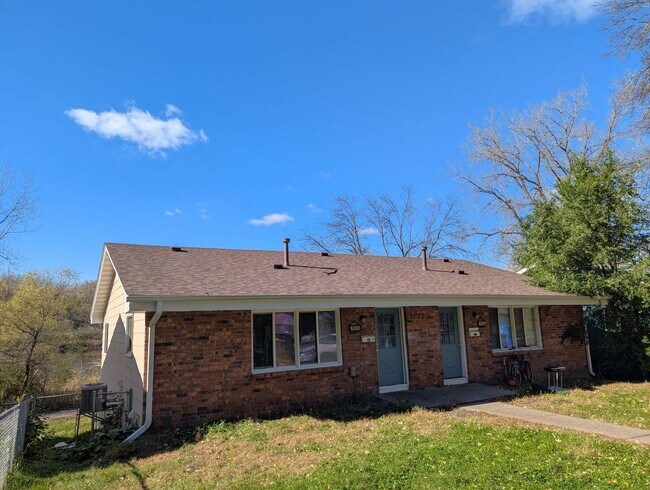 Building Photo - 3045 Grimes Ave N