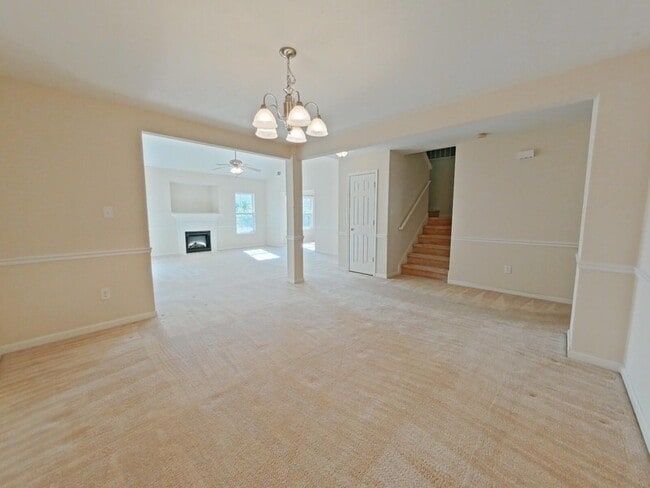 Building Photo - 113 Dozier Dr