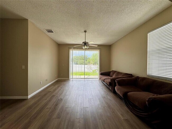 Building Photo - 14605 Kristenright Ln