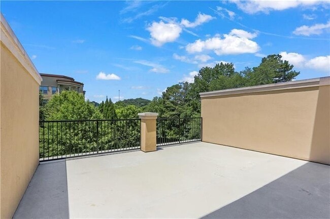 Building Photo - 900 River Vista Drive