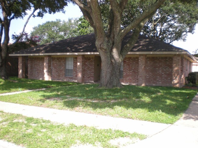 Building Photo - 15118 Steeple Chase Rd