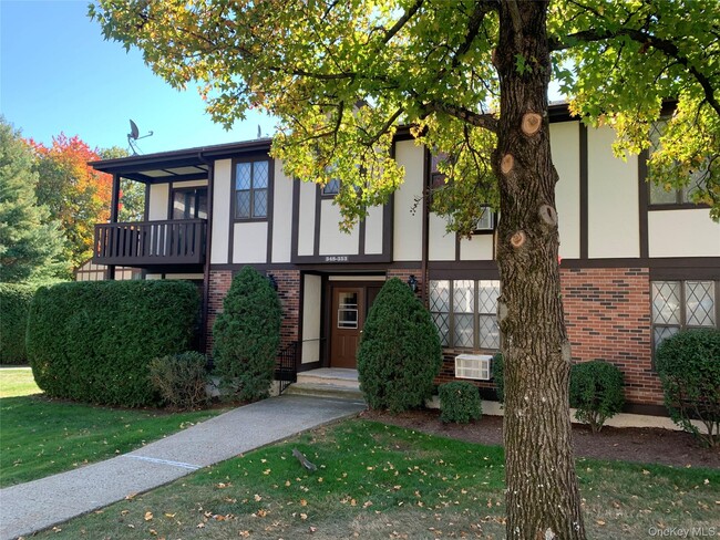 Primary Photo - 351 Sierra Vista Ln