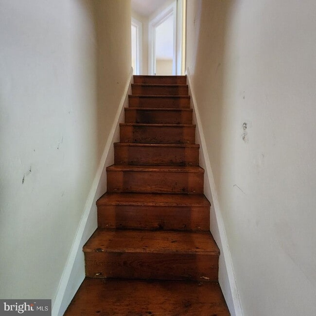 Building Photo - 36 Westtown Rd