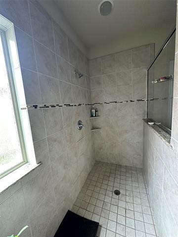 Building Photo - 3421 Palm Lake Drive